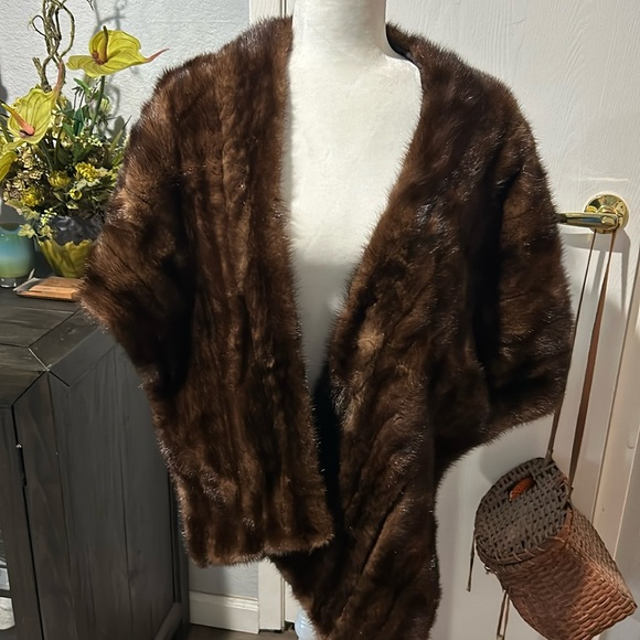 I. Magnin & Co - Picture 1 of 5